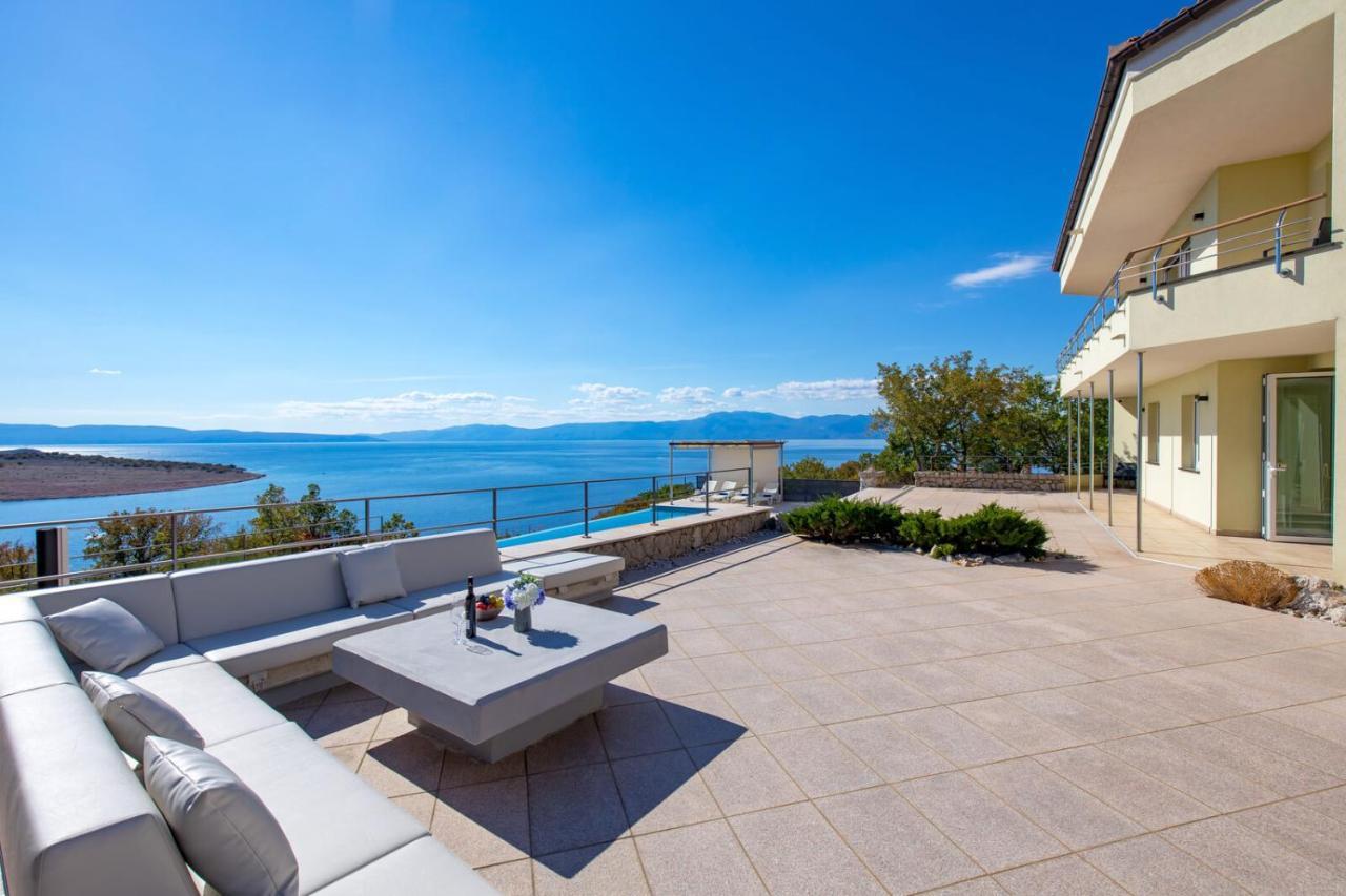 Luxury Villa Ostro With Pool & Krk Bridge View كلارجيفيكا المظهر الخارجي الصورة