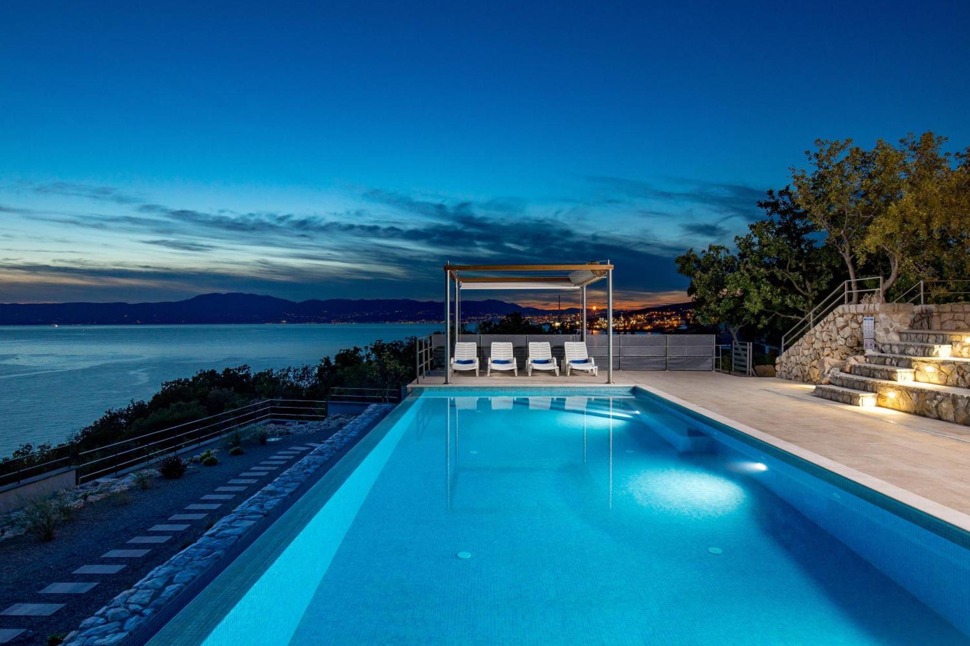 Luxury Villa Ostro With Pool & Krk Bridge View كلارجيفيكا المظهر الخارجي الصورة