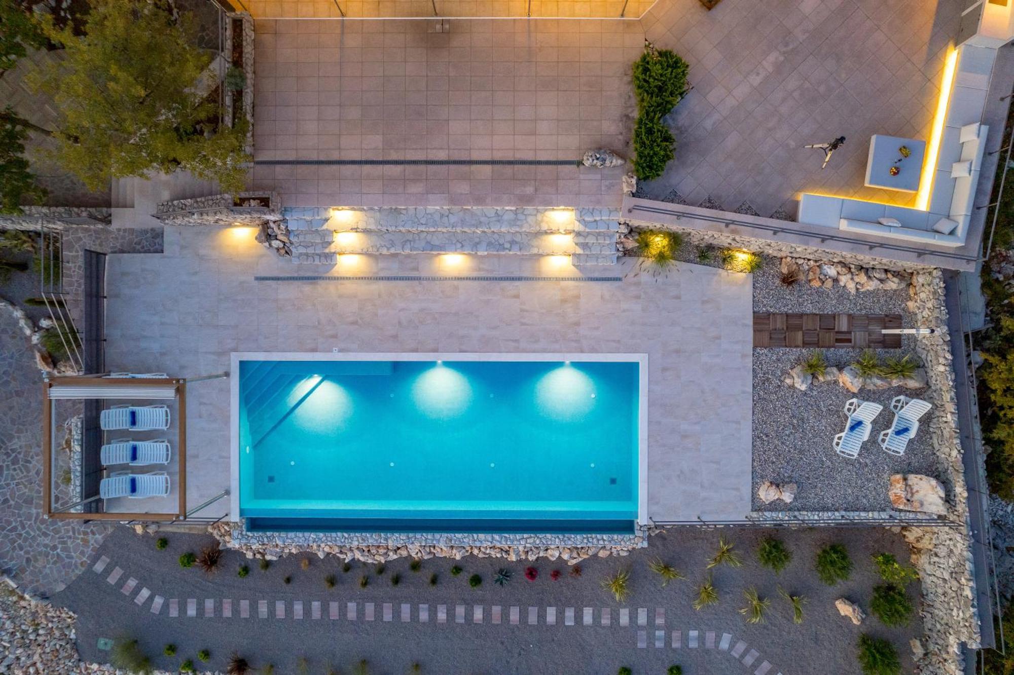 Luxury Villa Ostro With Pool & Krk Bridge View كلارجيفيكا المظهر الخارجي الصورة